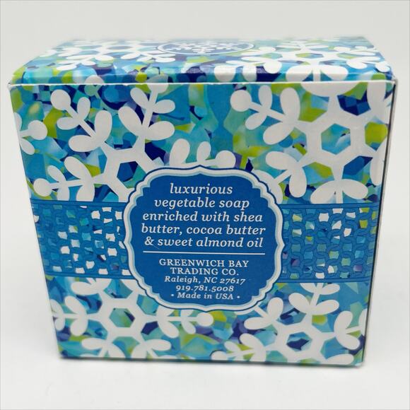 Snow Bunny Decorative Luxurious Sculpted Vegetable Soap New in Box - Picture 3 of 3